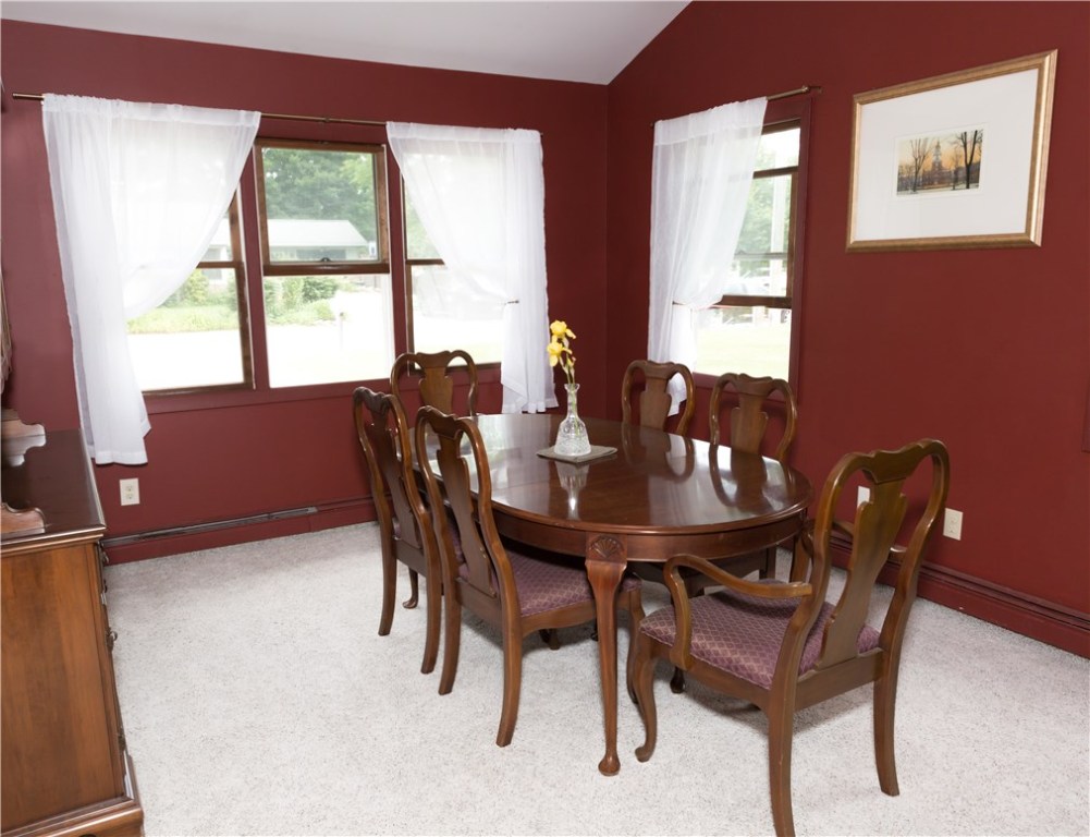 25 Willow Road Smithfield, RI 02828 - Photo 13 of 36