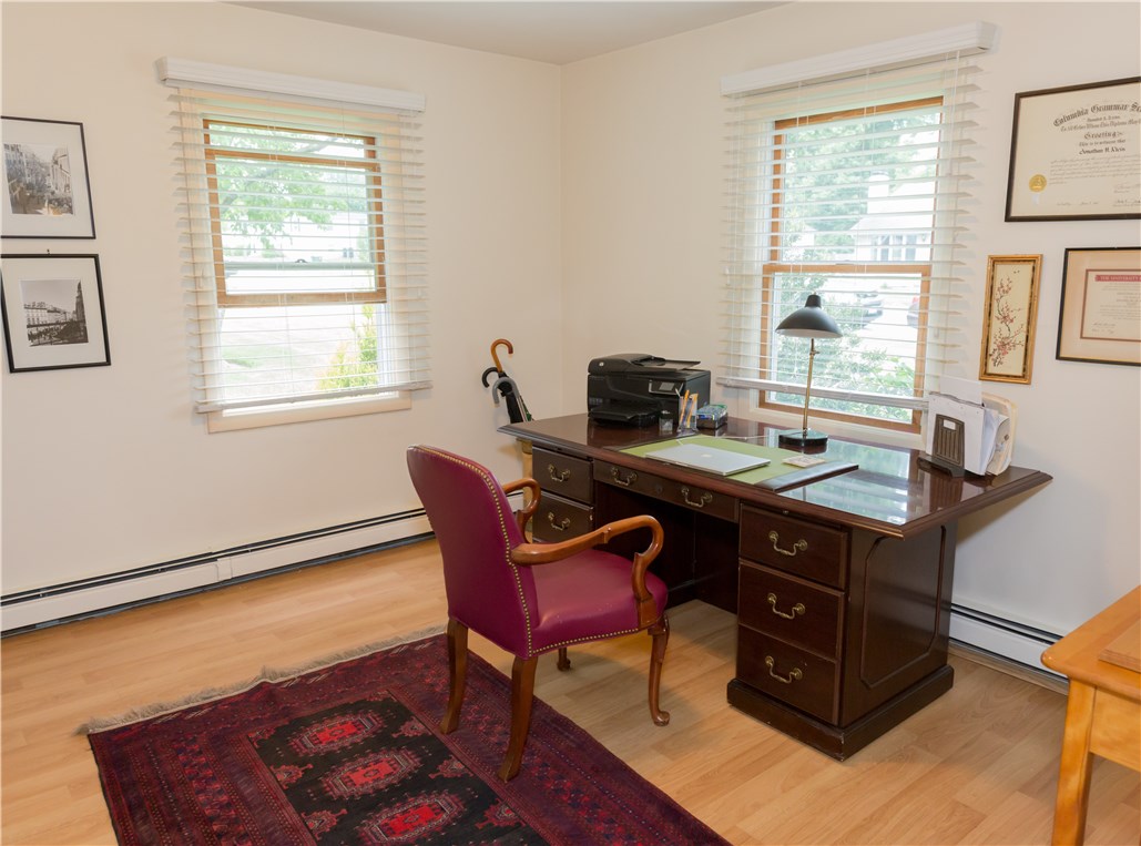 25 Willow Road Smithfield, RI 02828 - Photo 24 of 36