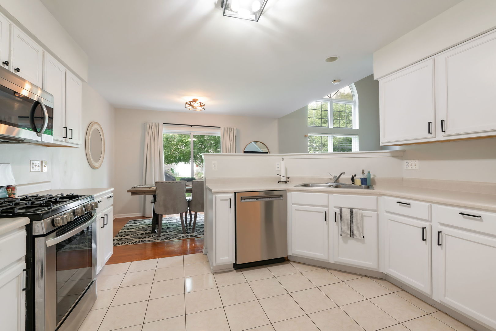 1653 Waterford Road North Aurora, IL 60542 - Photo 9 of 22