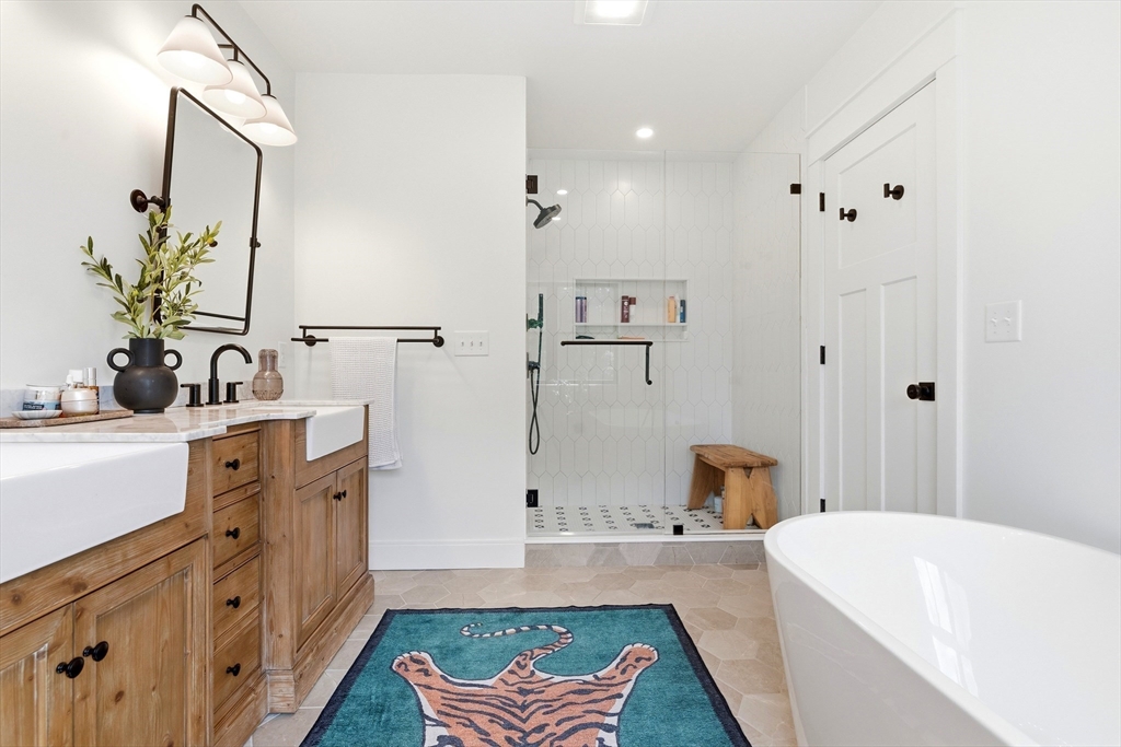 112 Middle Road Newbury, MA 01922 - Photo 23 of 40