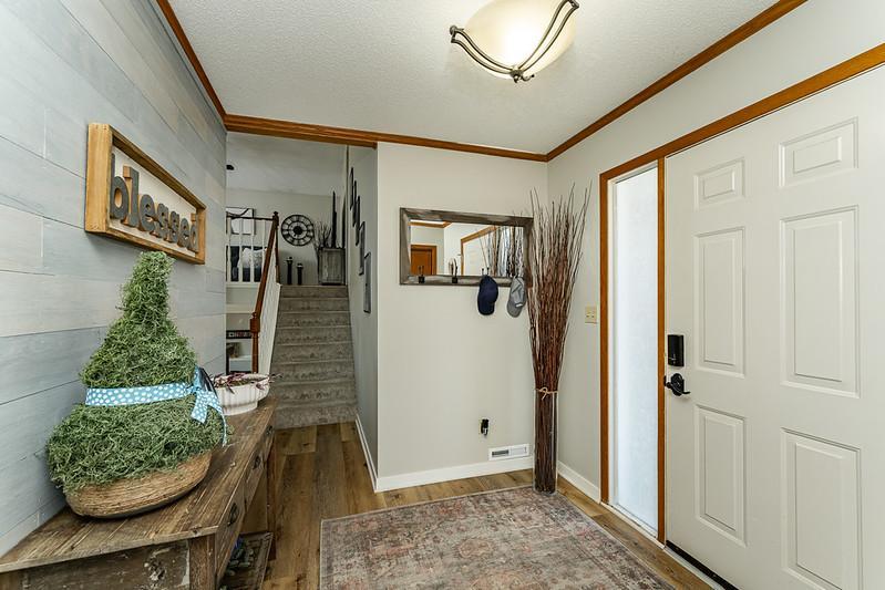 3864 Chesapeake Lane Northwest Rochester, MN 55901 - Photo 5 of 24