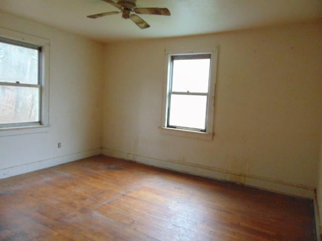 2710 Ritter Drive Shady Spring, WV 25918 - Photo 4 of 18 Gallery Image 4