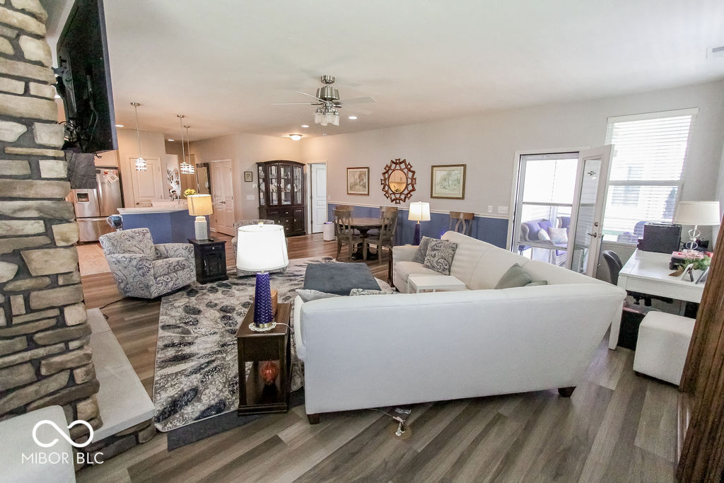 13496 Mosaic Street Fishers, IN 46037 - Photo 16 of 37