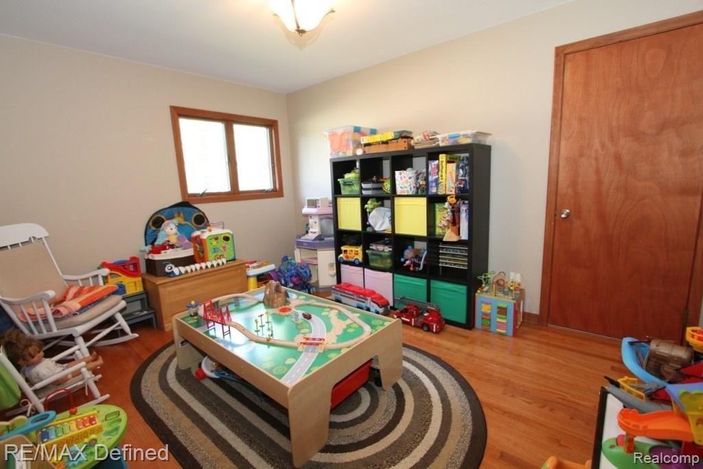 274 Texas Avenue Rochester, MI 48309 - Photo 11 of 20 IMG_5314.JPG