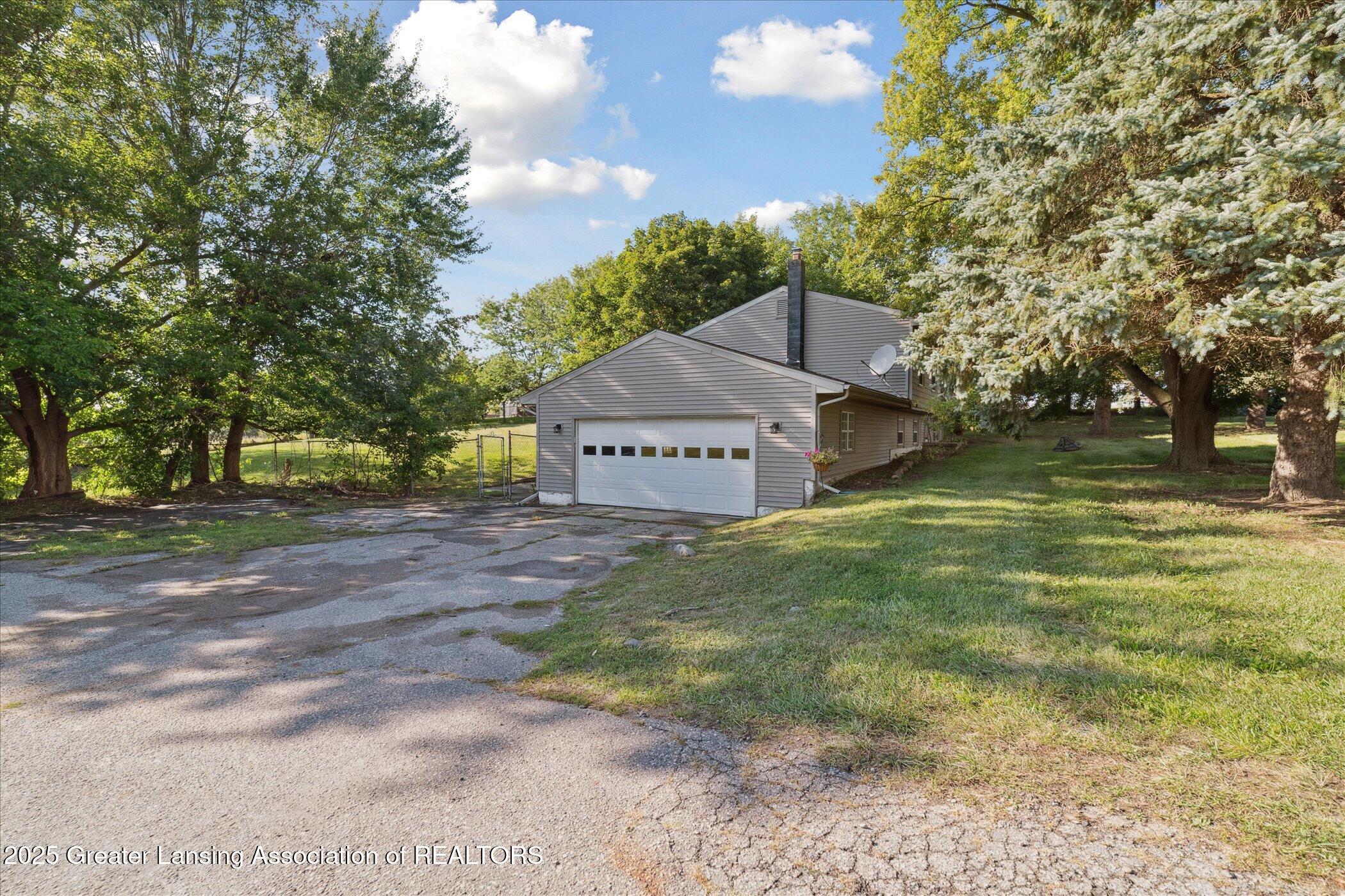 15364 Wright Road Grand Ledge, MI 48837 - Photo 40 of 62 40-15364-S-Wright-Rd-Grand-Ledge-MI-4883