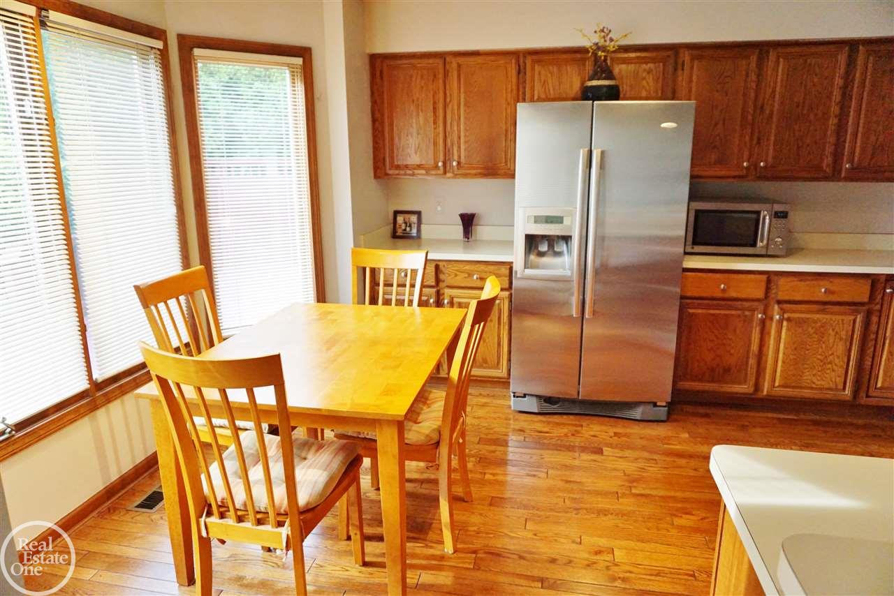 1618 Crestline Lane Rochester Hills, MI 48307 - Photo 10 of 10