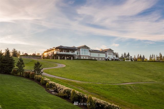 $1,055,000 | 7406 Pinnacle Place Southeast, Snoqualmie, WA 98065