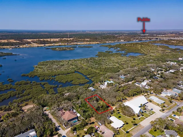 a view of an ocean view