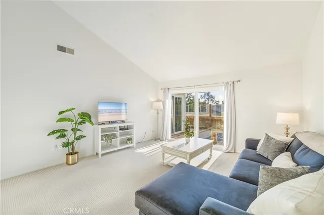 $1,098,000 | 3315 Paseo Halcon, San Clemente, CA 92672