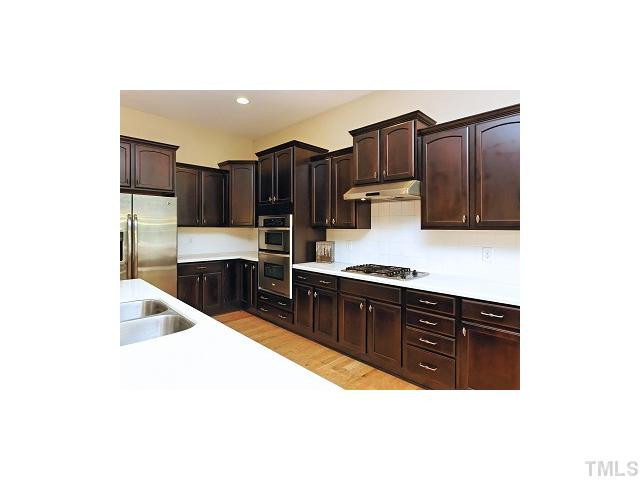 12904 Saxon Way Raleigh, NC 27613 - Photo 9 of 25 Kitchen