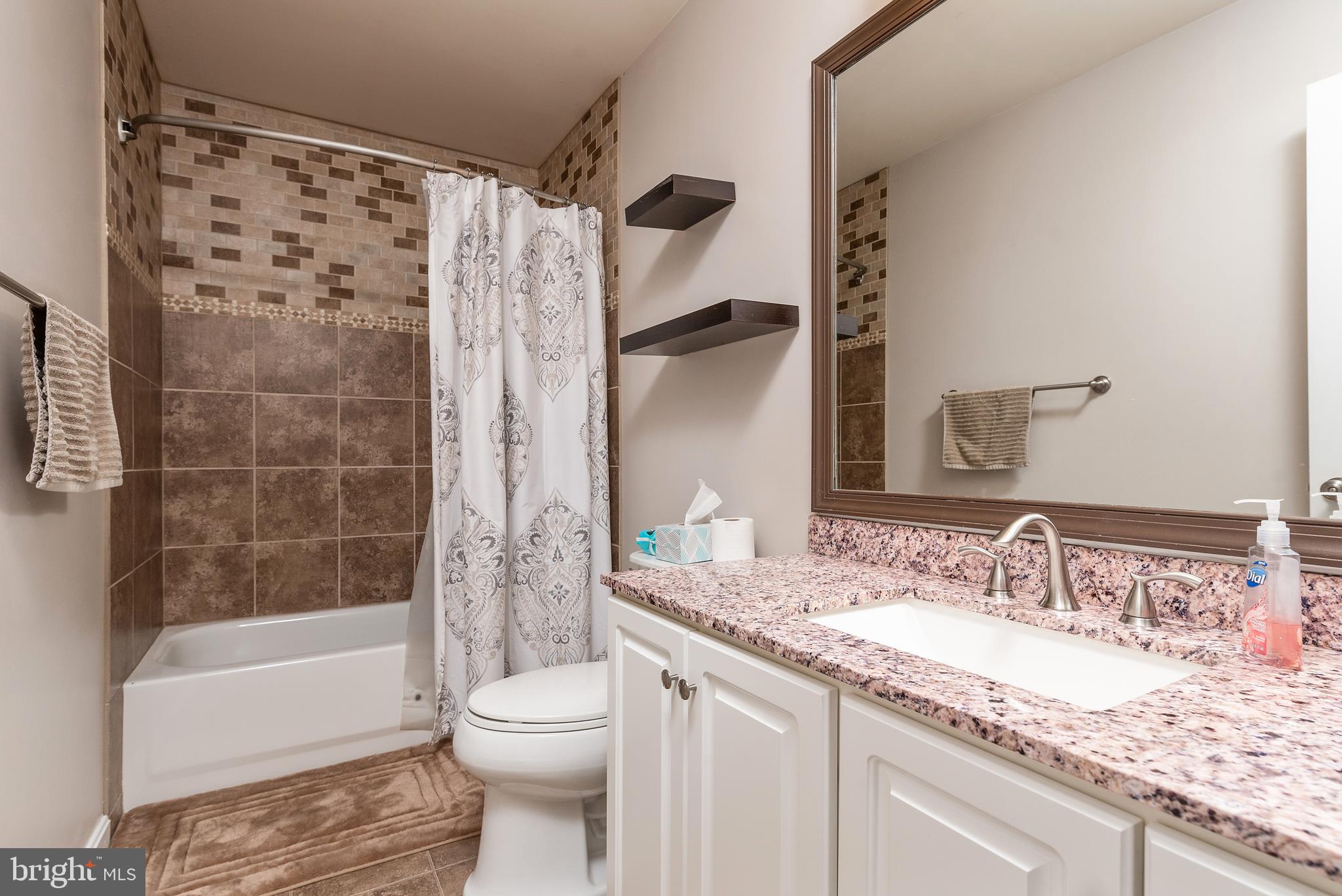 3040 Old Channel Road Laurel, MD 20724 - Photo 10 of 28 Upstairs Hallway Full Bath