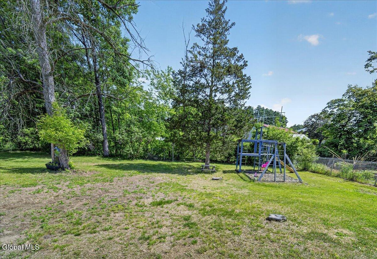 319 Dixon Road Queensbury, NY 12804 - Photo 21 of 23 26-319 DIXON-27