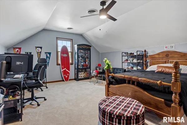 $535,000 | 333 West Glenarm Road, Glenarm, IL 62536