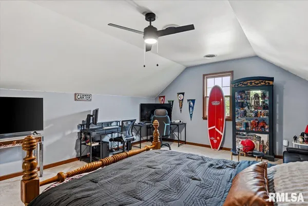 $535,000 | 333 West Glenarm Road, Glenarm, IL 62536