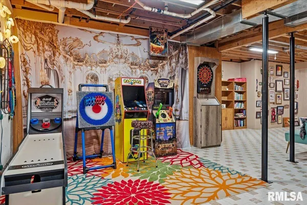 $535,000 | 333 West Glenarm Road, Glenarm, IL 62536