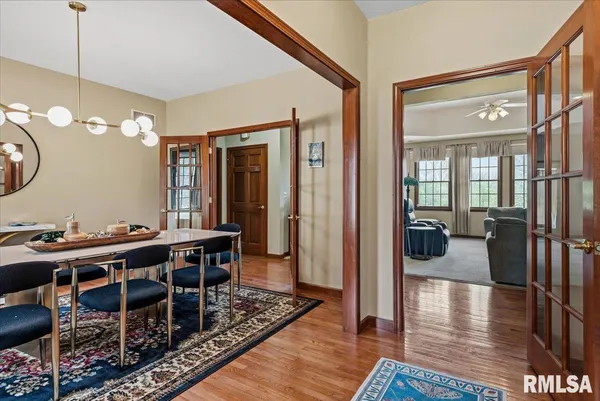 $535,000 | 333 West Glenarm Road, Glenarm, IL 62536