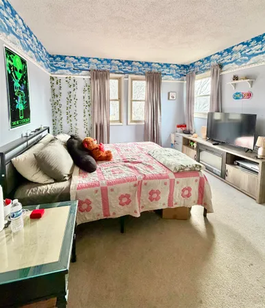 $349,900 | 705 Venetian Way, Kokomo, IN 46901