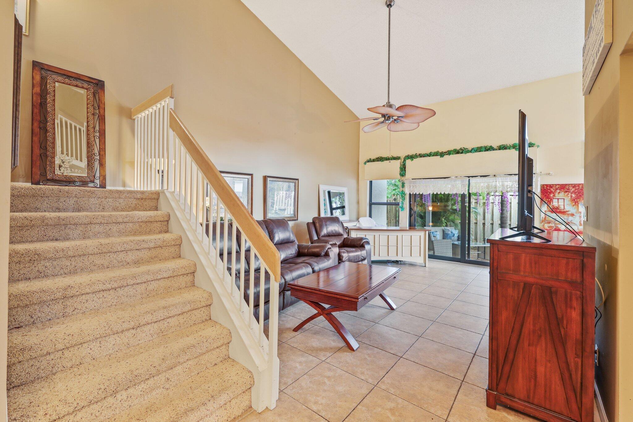 5518 Croydon Court Boca Raton, FL 33486 - Photo 13 of 65 5518 Croydon Ct - 13.jpg-SMALL