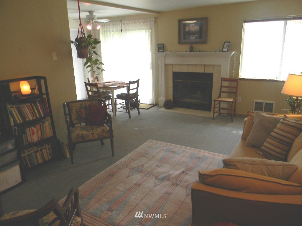 1704 201st Place Southeast, Unit 5B Bothell, WA 98012 - Photo 6 of 15 Gallery Image 6