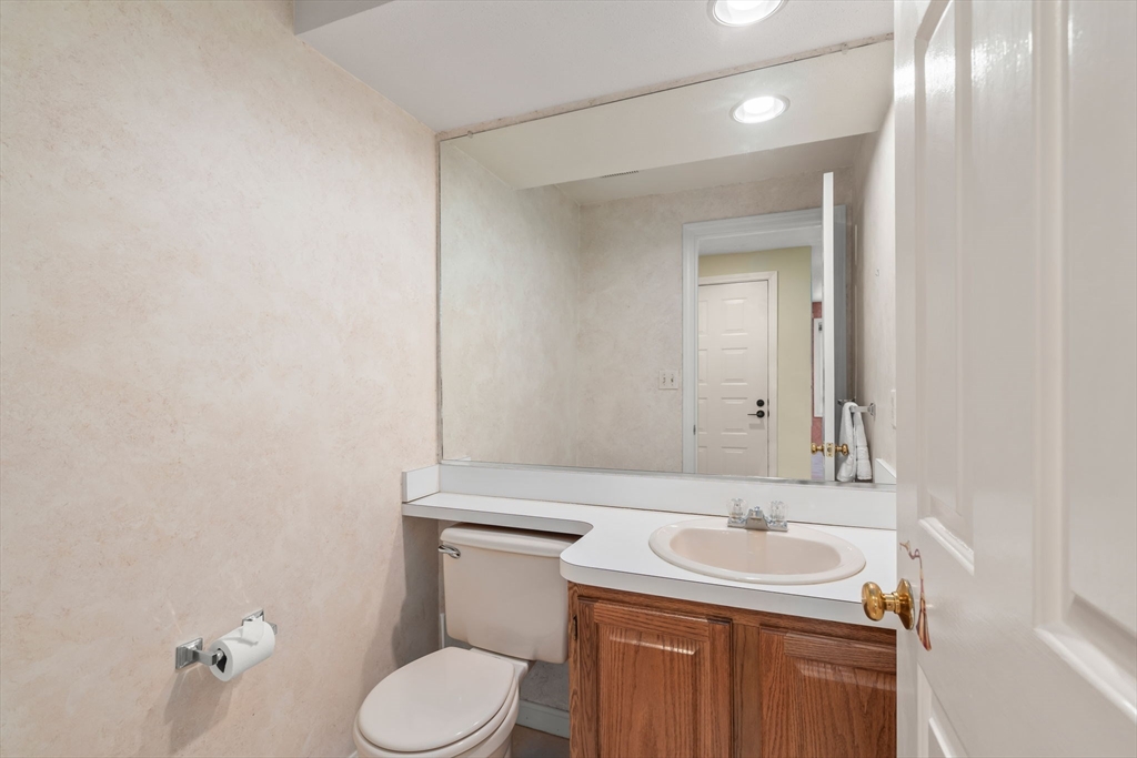 120 Stone Ridge Road, Unit 120 Franklin, MA 02038 - Photo 15 of 42