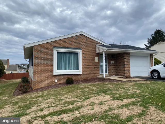 $365,000 | 216 Irene Avenue, Ephrata, PA 17522