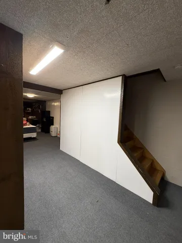 a view of parking area