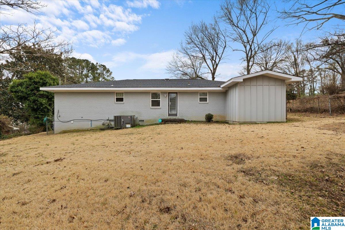 2012 Crawford Street Guntersville, AL 35976 - Photo 31 of 40