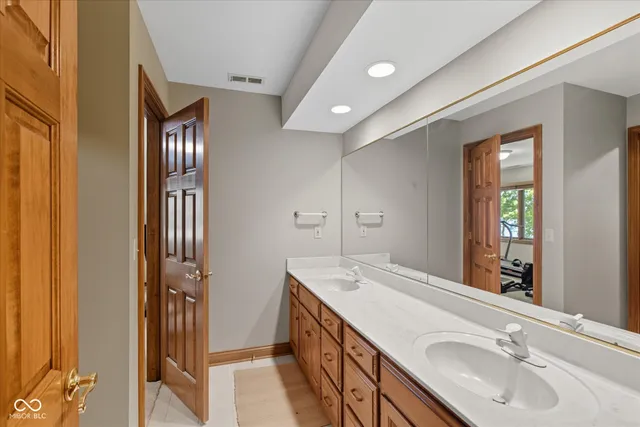 $1,645,000 | 8620 Key Harbour Drive, Indianapolis, IN 46236