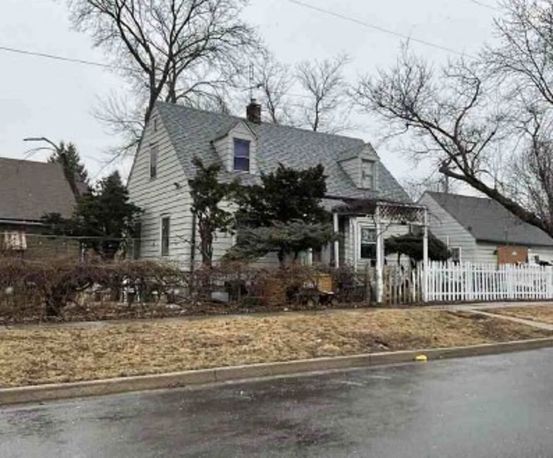 720 13th Street North Chicago, IL 60064 - Photo 2 of 3