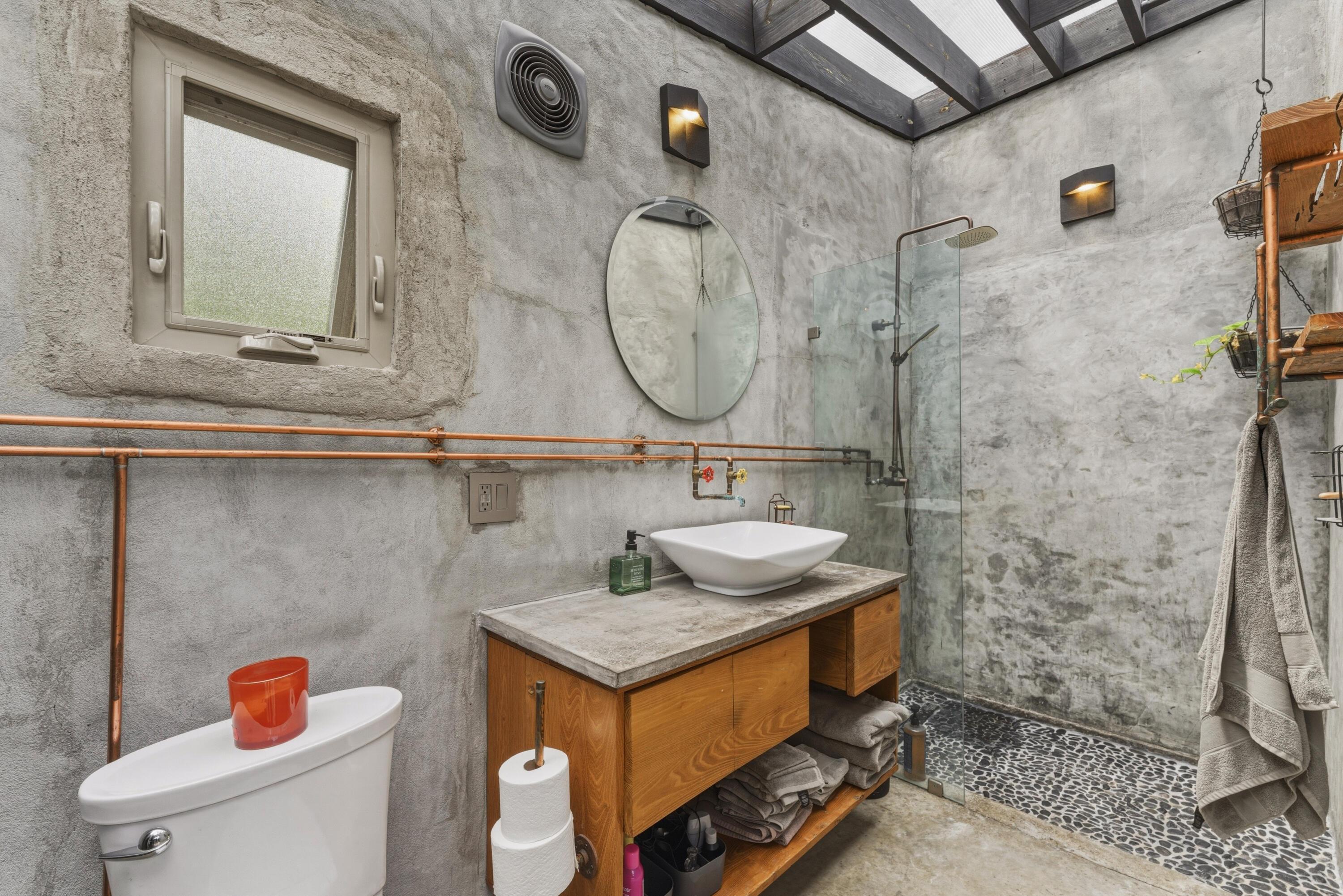 15091 Purdum Road Logan, OH 43138 - Photo 22 of 42 Bathhouse