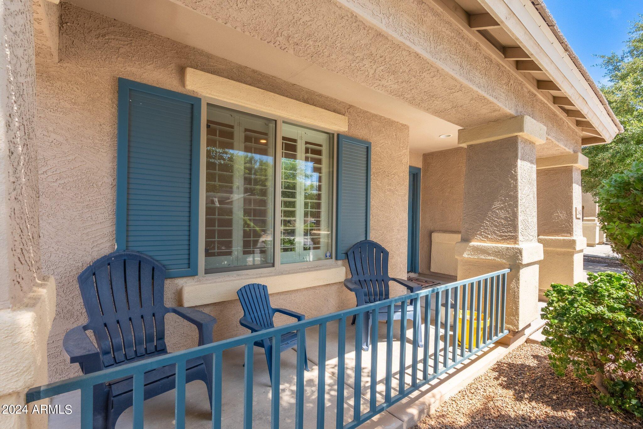 2640 East Jj Ranch Road Phoenix, AZ 85024 - Photo 4 of 52 4-web-or-mls-DSC08993-HDR