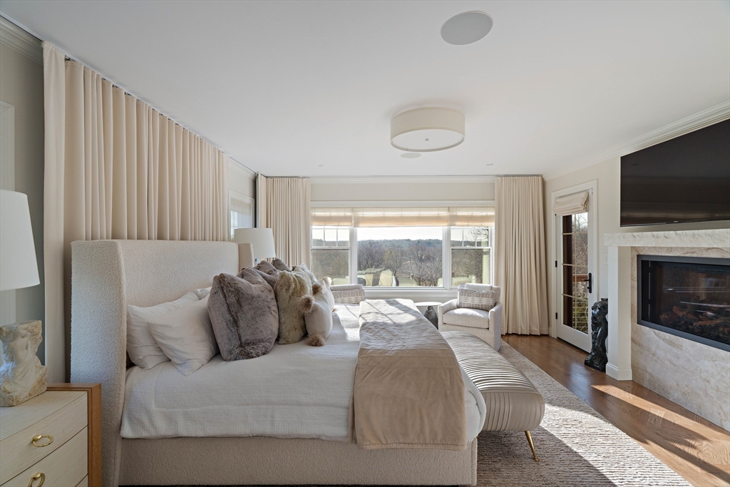 56 Crescent Road Needham, MA 02494 - Photo 17 of 33