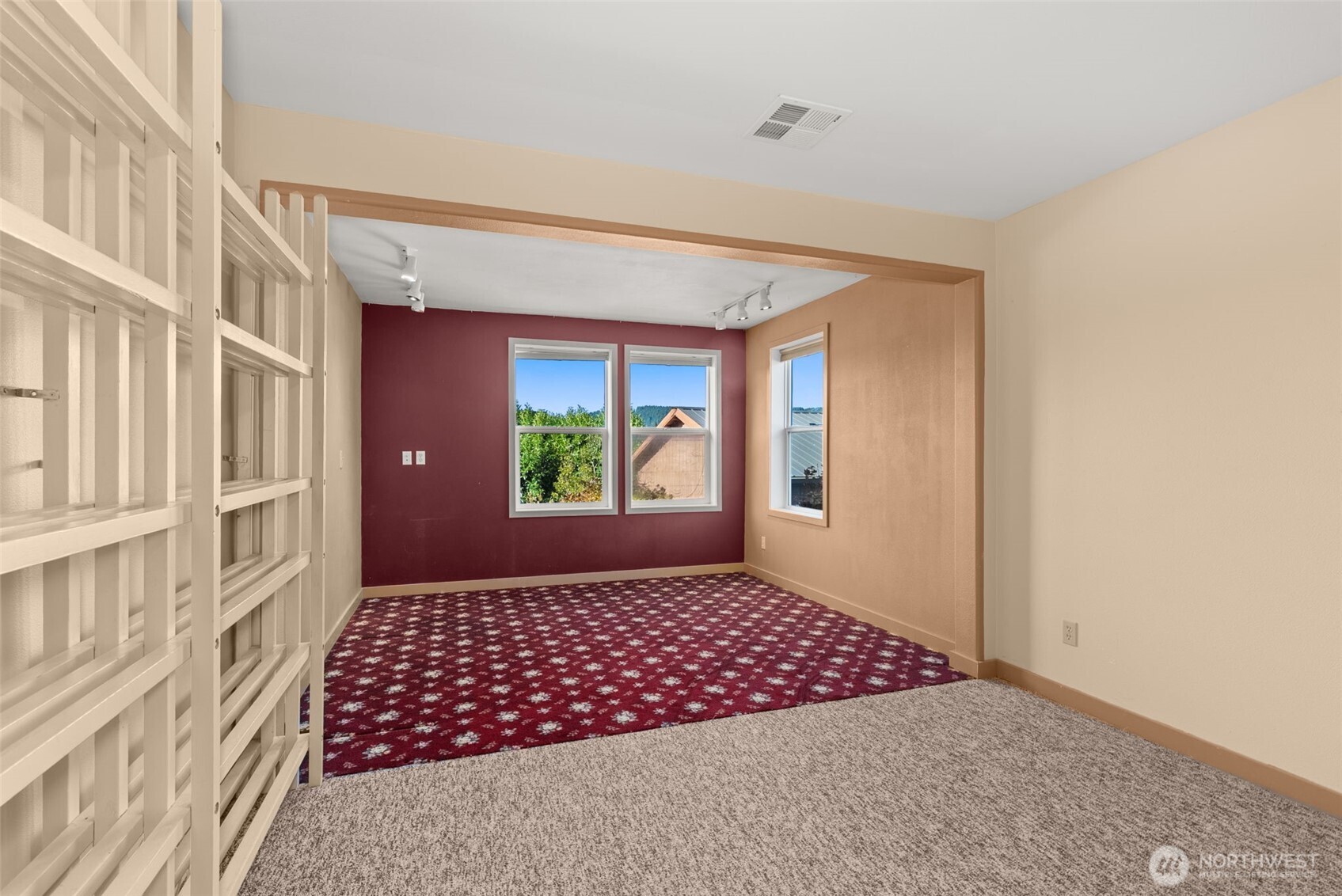 395 Ceres Hill Road Chehalis, WA 98532 - Photo 25 of 40 a view of wooden floor