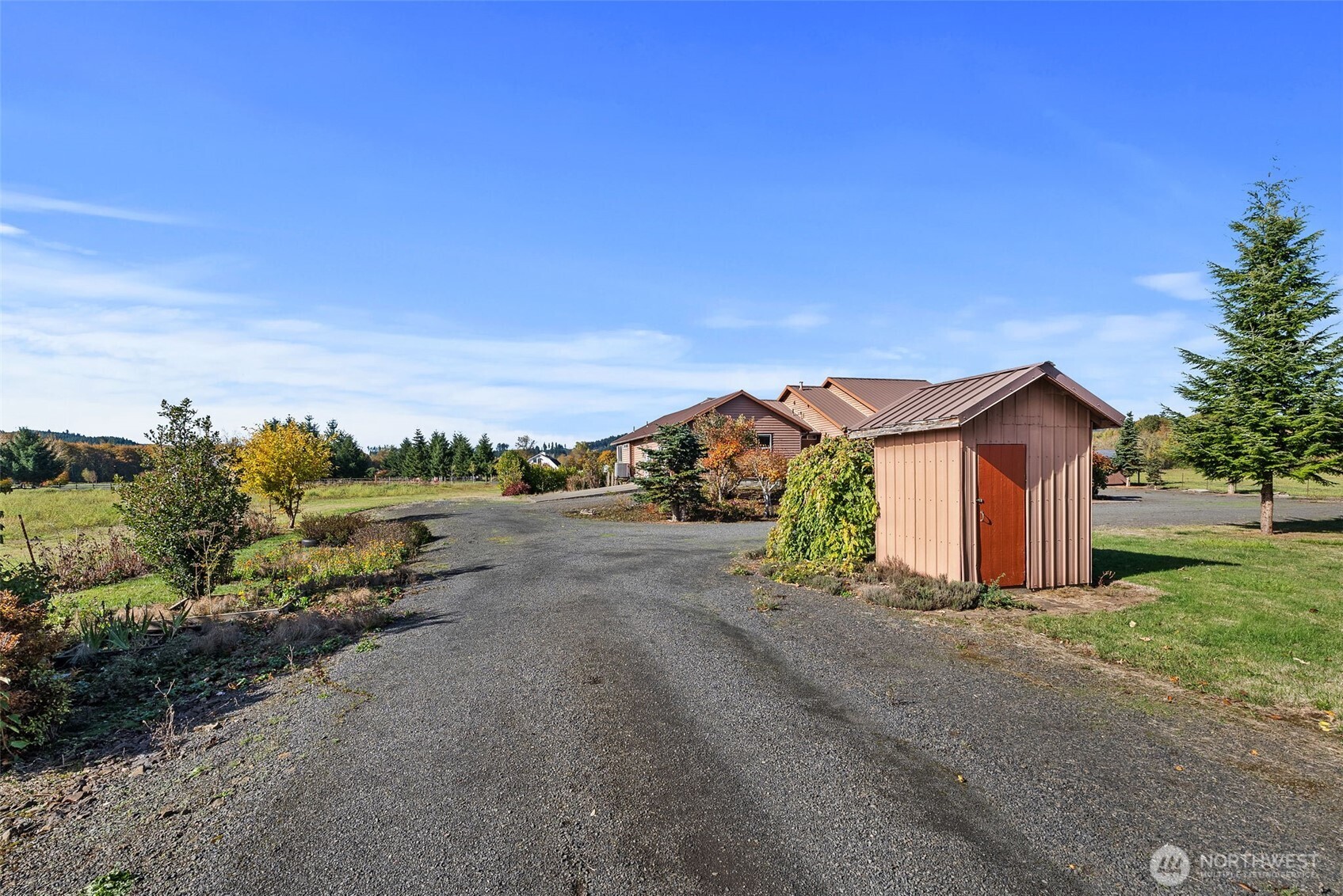 395 Ceres Hill Road Chehalis, WA 98532 - Photo 30 of 40 a view of a road with a building in the background