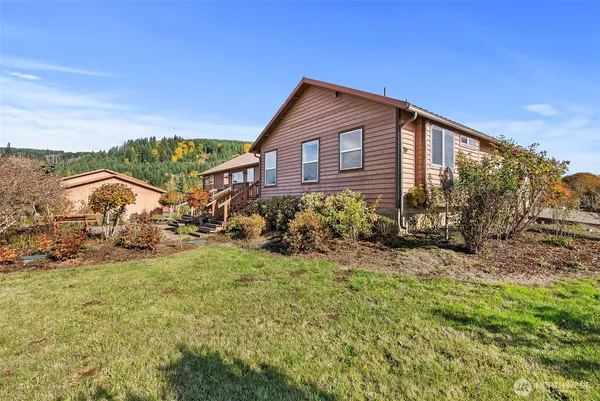 $680,000 | 395 Ceres Hill Road, Chehalis, WA 98532