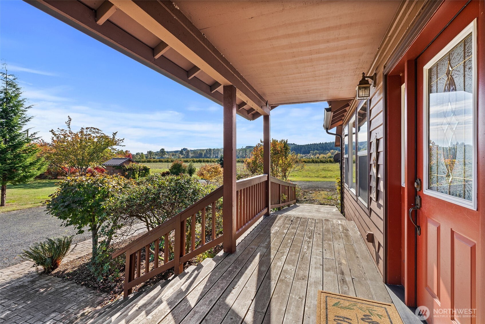 395 Ceres Hill Road Chehalis, WA 98532 - Photo 5 of 40 a view of a balcony with wooden floor