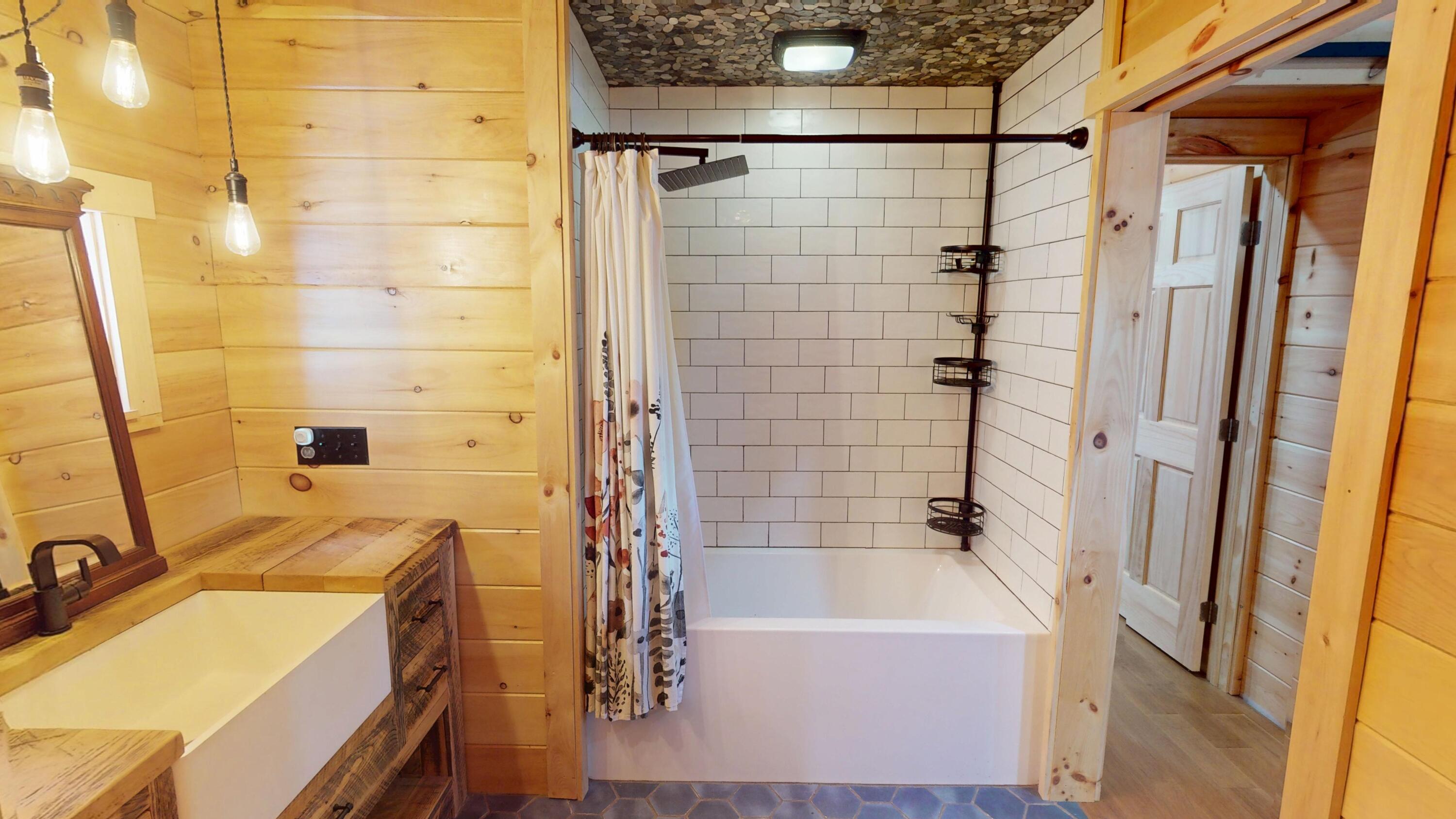 218 Hay Road Hudson, ME 04449 - Photo 15 of 34 14