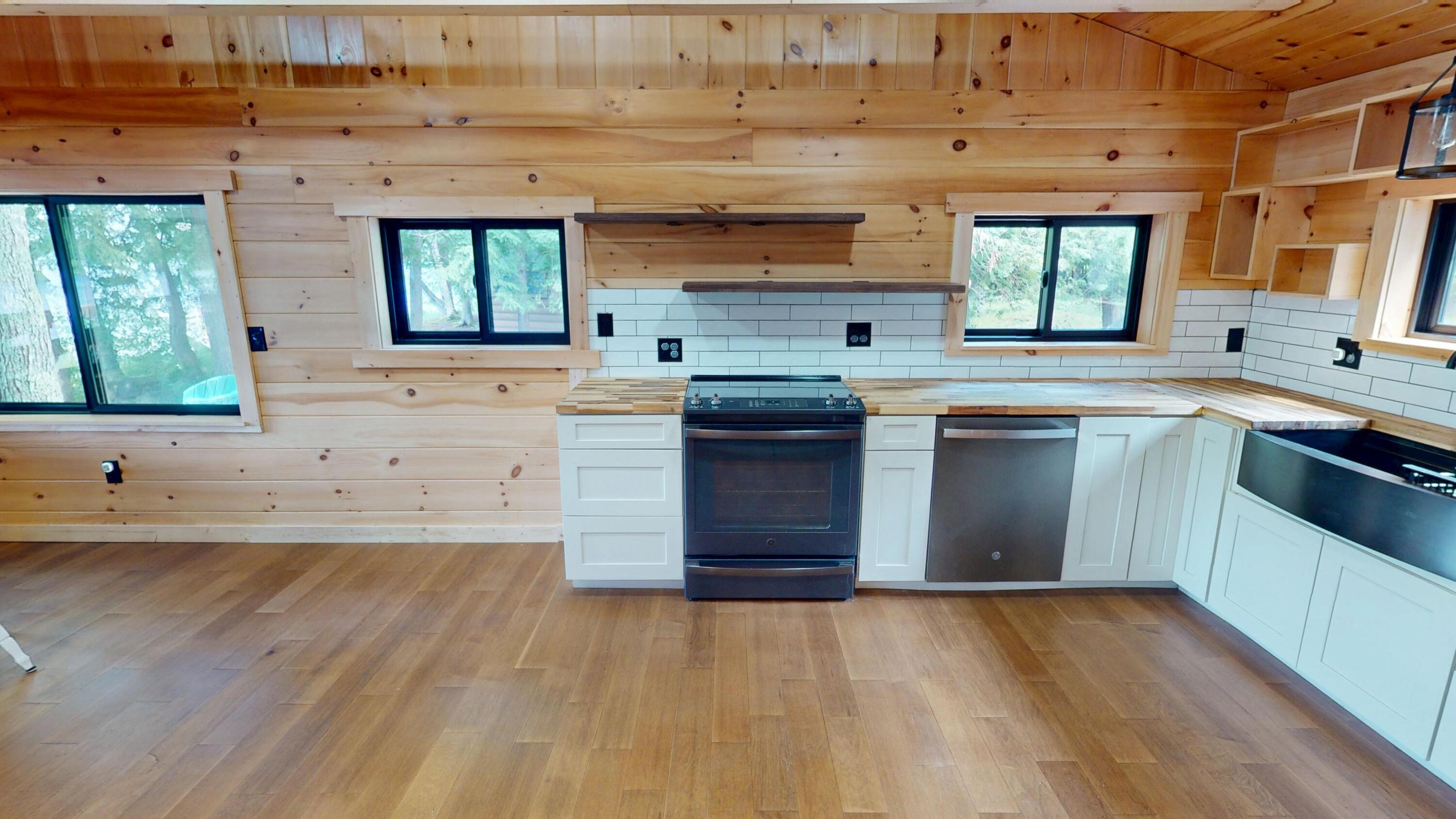 218 Hay Road Hudson, ME 04449 - Photo 7 of 34 6