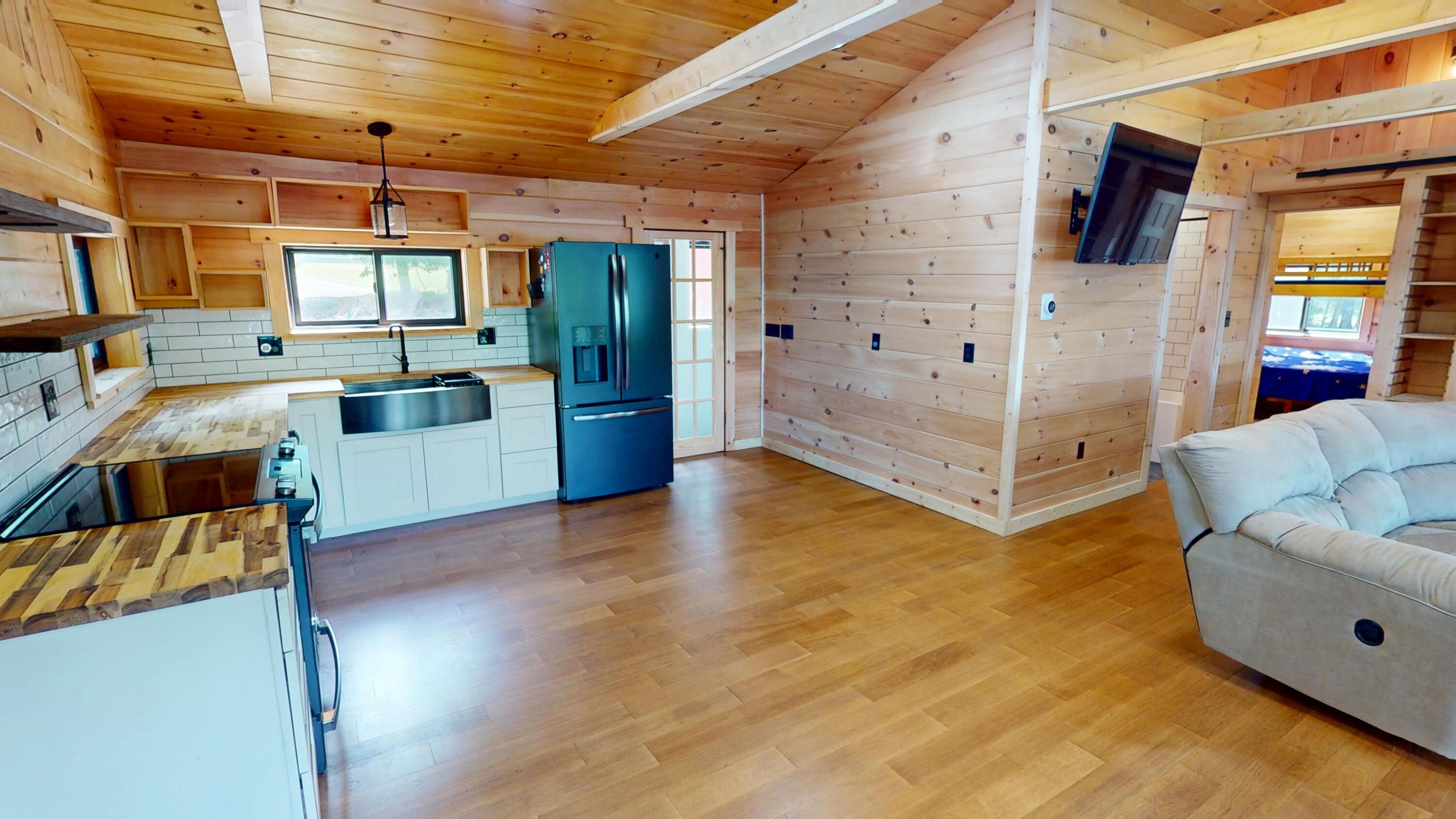 218 Hay Road Hudson, ME 04449 - Photo 8 of 34 7