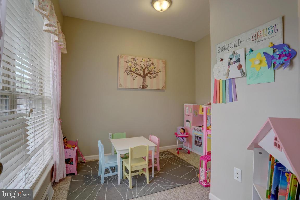 129 Heritage Road Lancaster, PA 17602 - Photo 18 of 29 Gallery Image 18