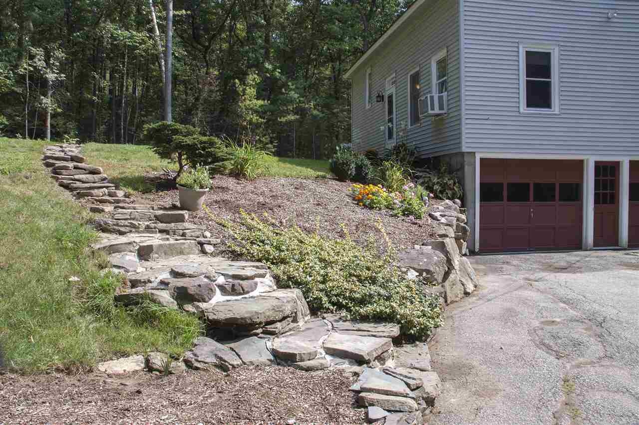 30 Berry Road Derry, NH 03038 - Photo 10 of 39 Gallery Image 10