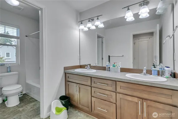 $825,000 | 5007 South 324th Street, Auburn, WA 98001