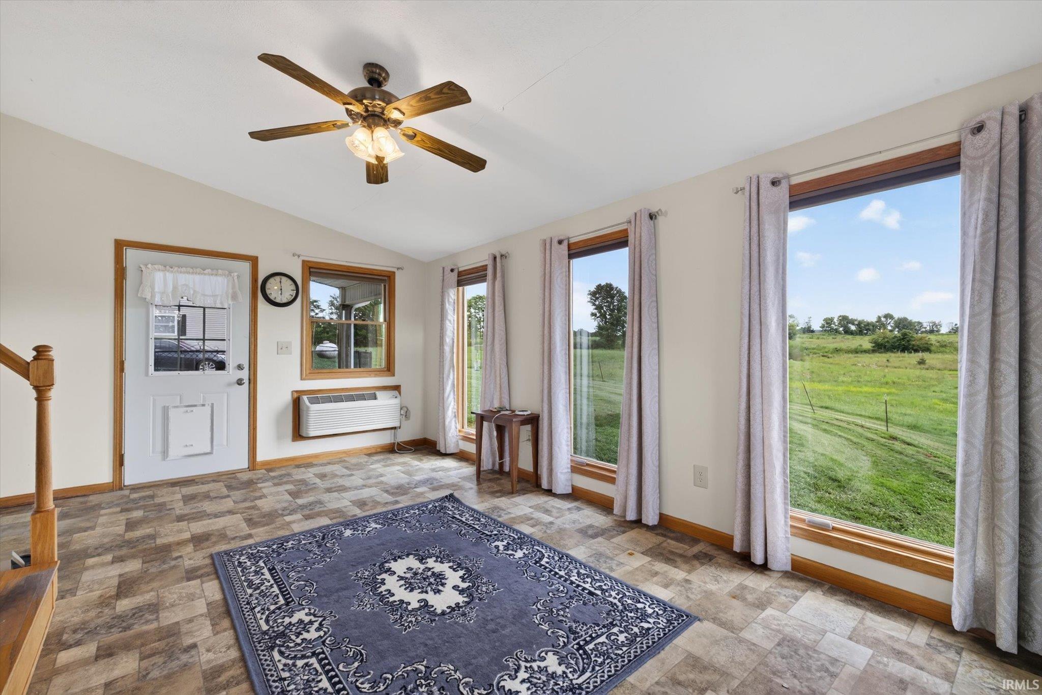 2108 East Antioch Road Bloomfield, IN 47424 - Photo 14 of 48 Gallery Image 14