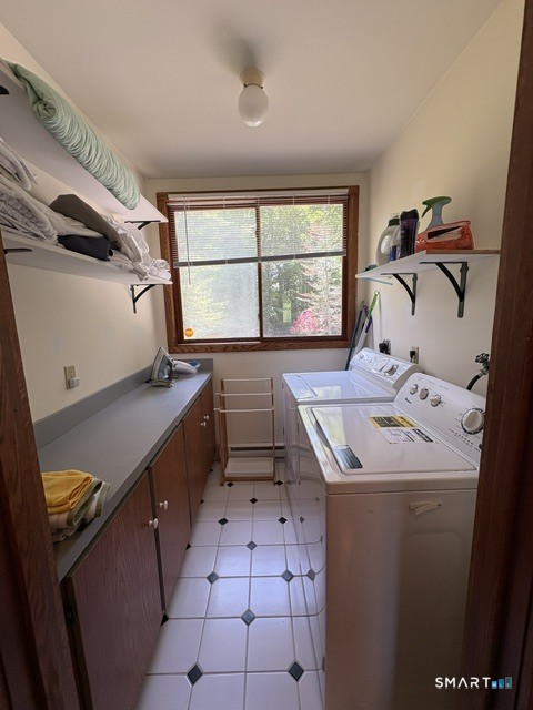 40 Looking Glass Hill Road Litchfield, CT 06750 - Photo 16 of 33 a utility room with dryer and washer