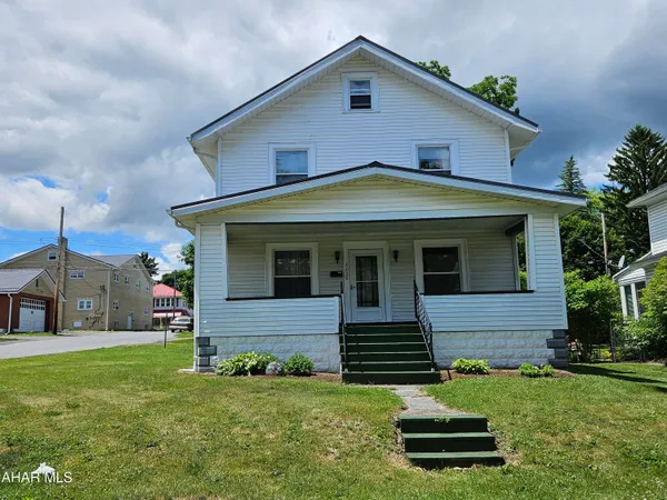$215,000 | 602 East Grant Avenue, Altoona, PA 16602