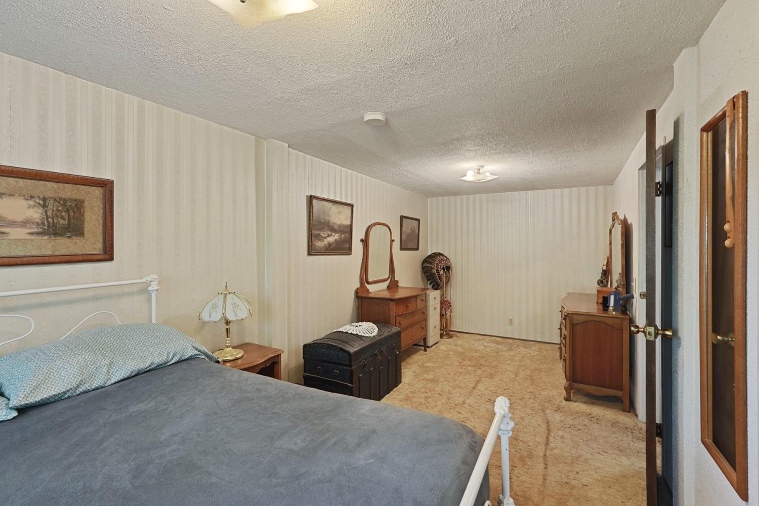 6632 East Acampo Road Clements, CA 95220 - Photo 27 of 52