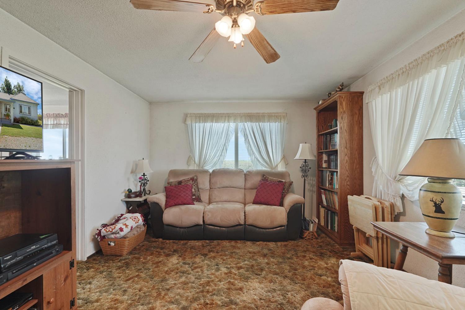 6632 East Acampo Road Clements, CA 95220 - Photo 35 of 52
