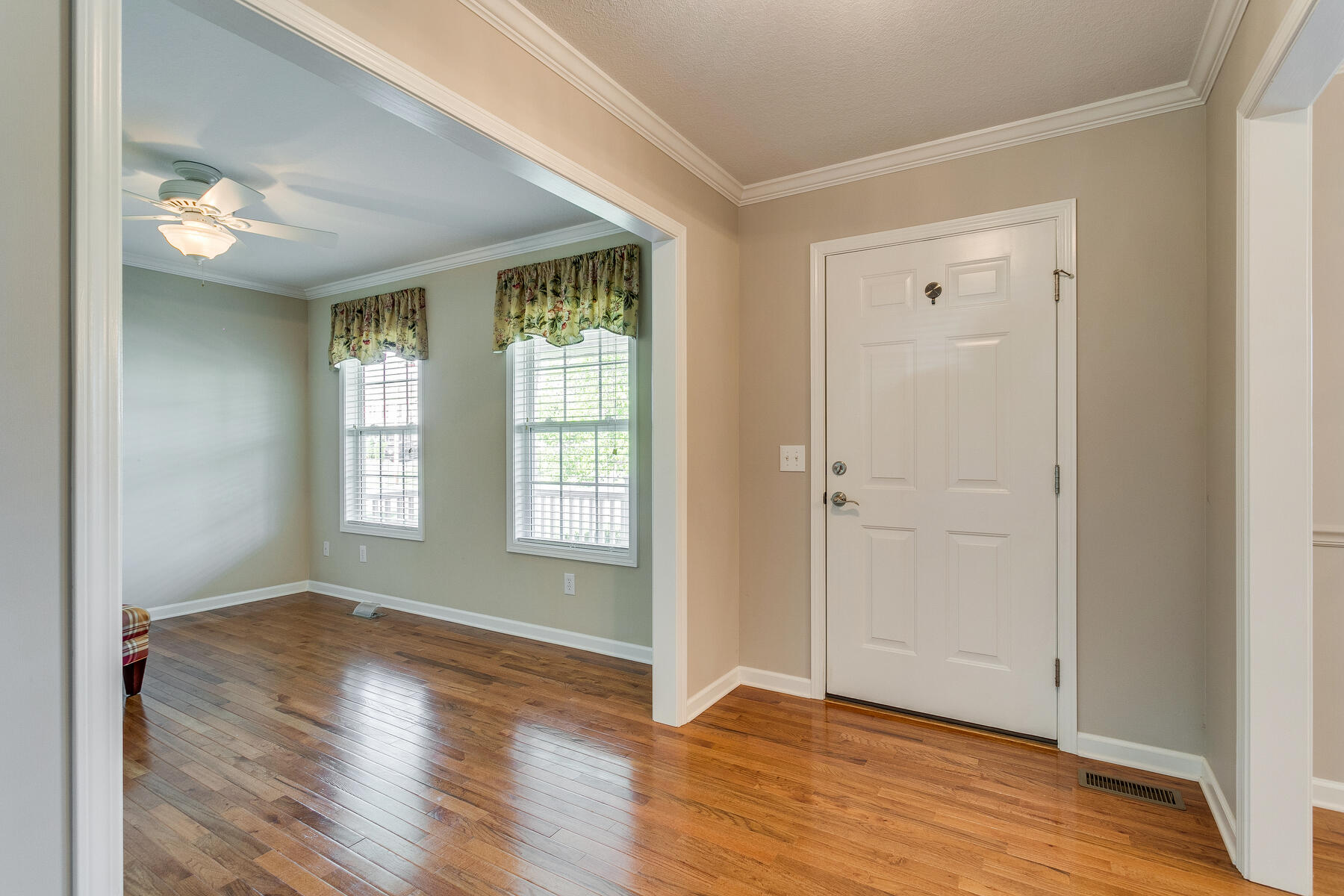 229 Walkers Bend Road Gray, TN 37615 - Photo 6 of 59 006