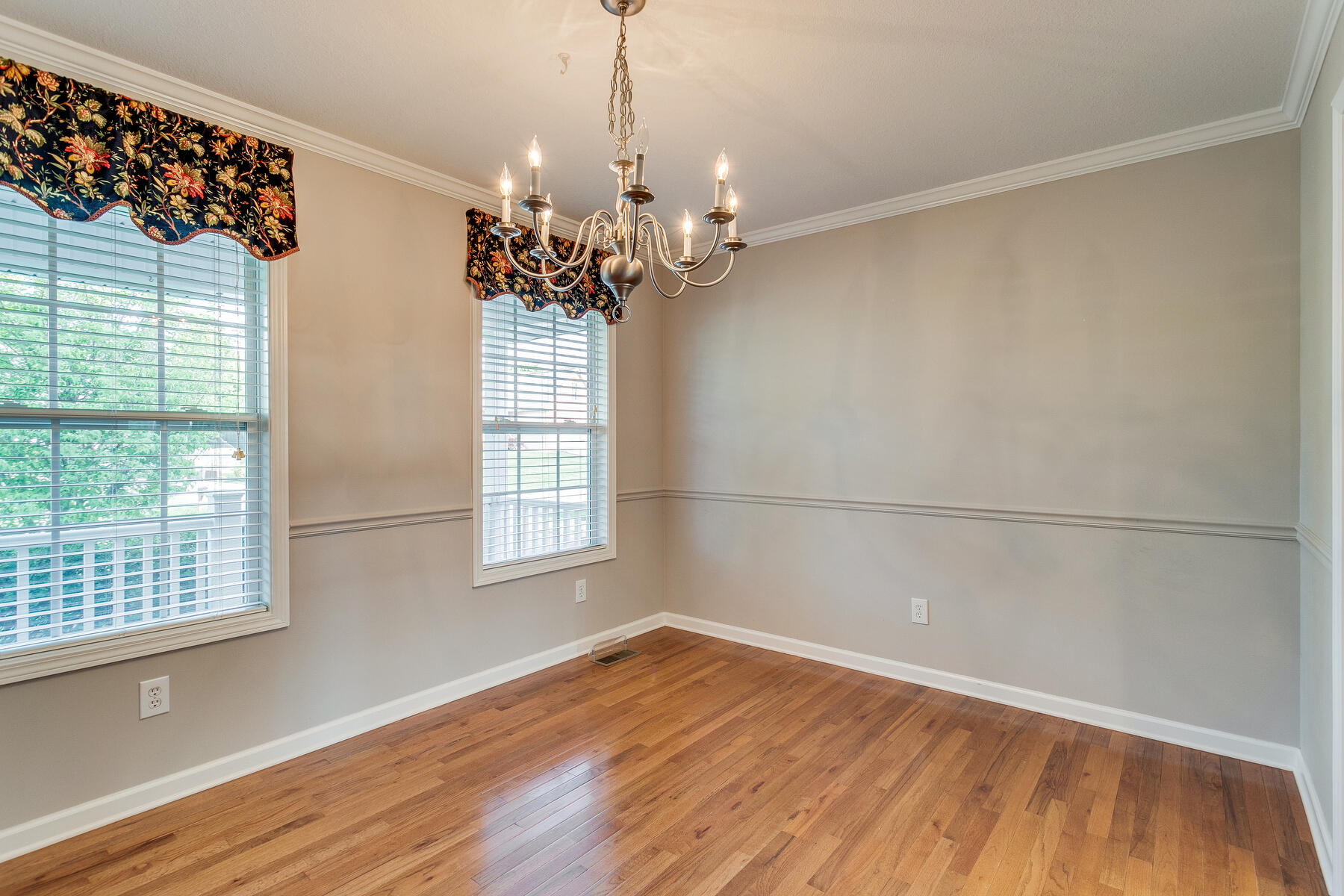 229 Walkers Bend Road Gray, TN 37615 - Photo 9 of 59 009