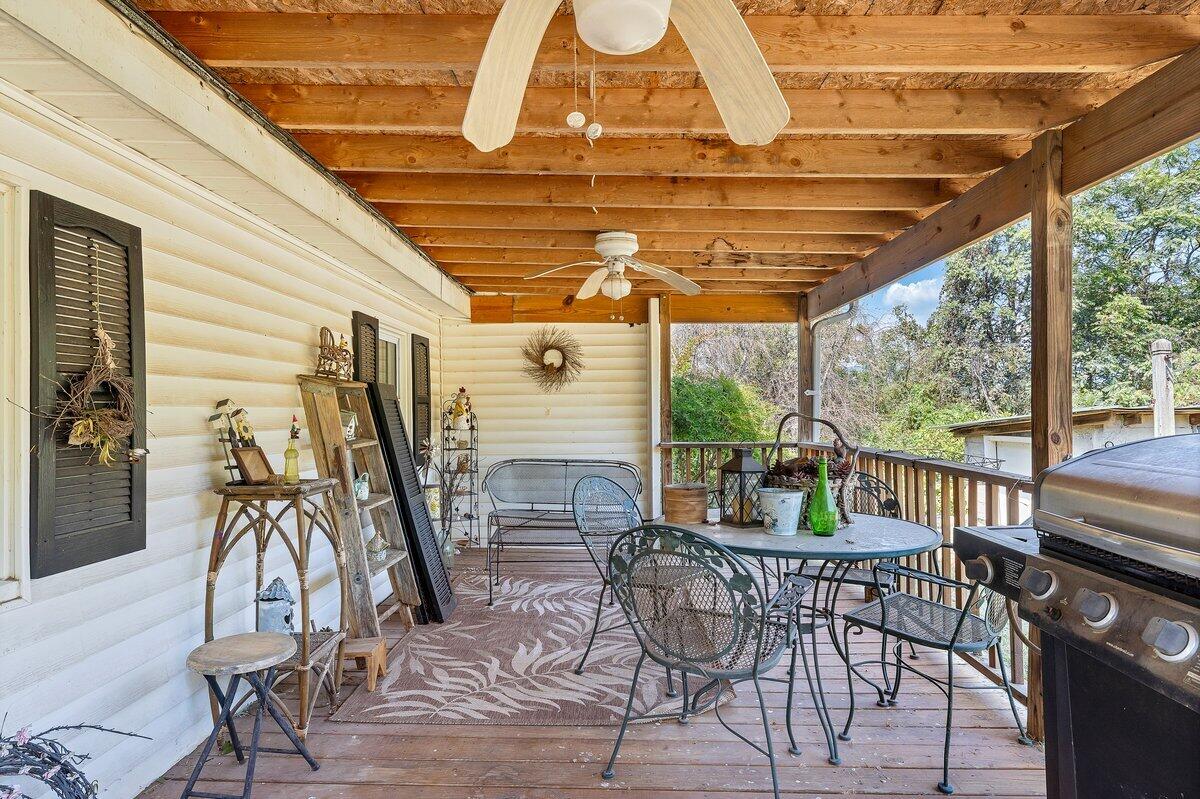 187 W Road Blue Ridge, VA 24064 - Photo 2 of 31 MIB02232